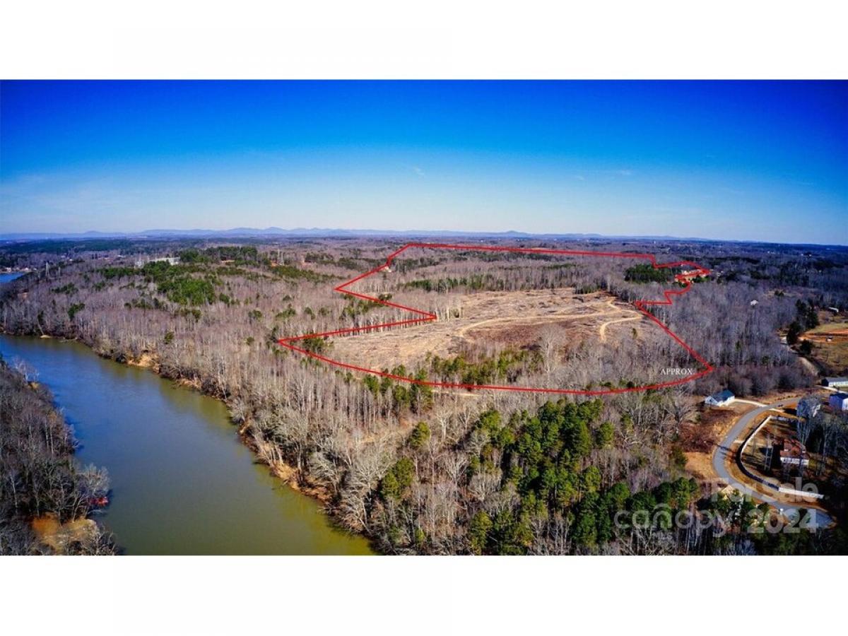 Picture of Residential Land For Sale in Statesville, North Carolina, United States