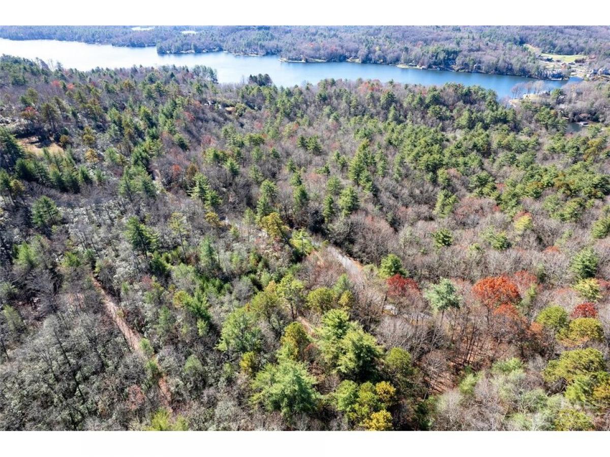 Picture of Residential Land For Sale in Lake Toxaway, North Carolina, United States