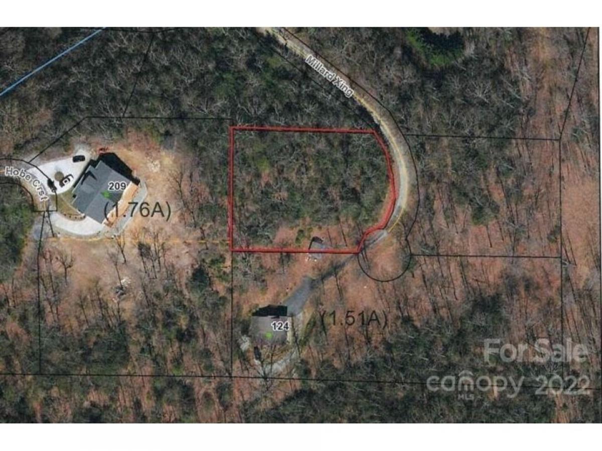 Picture of Residential Land For Sale in Hendersonville, North Carolina, United States