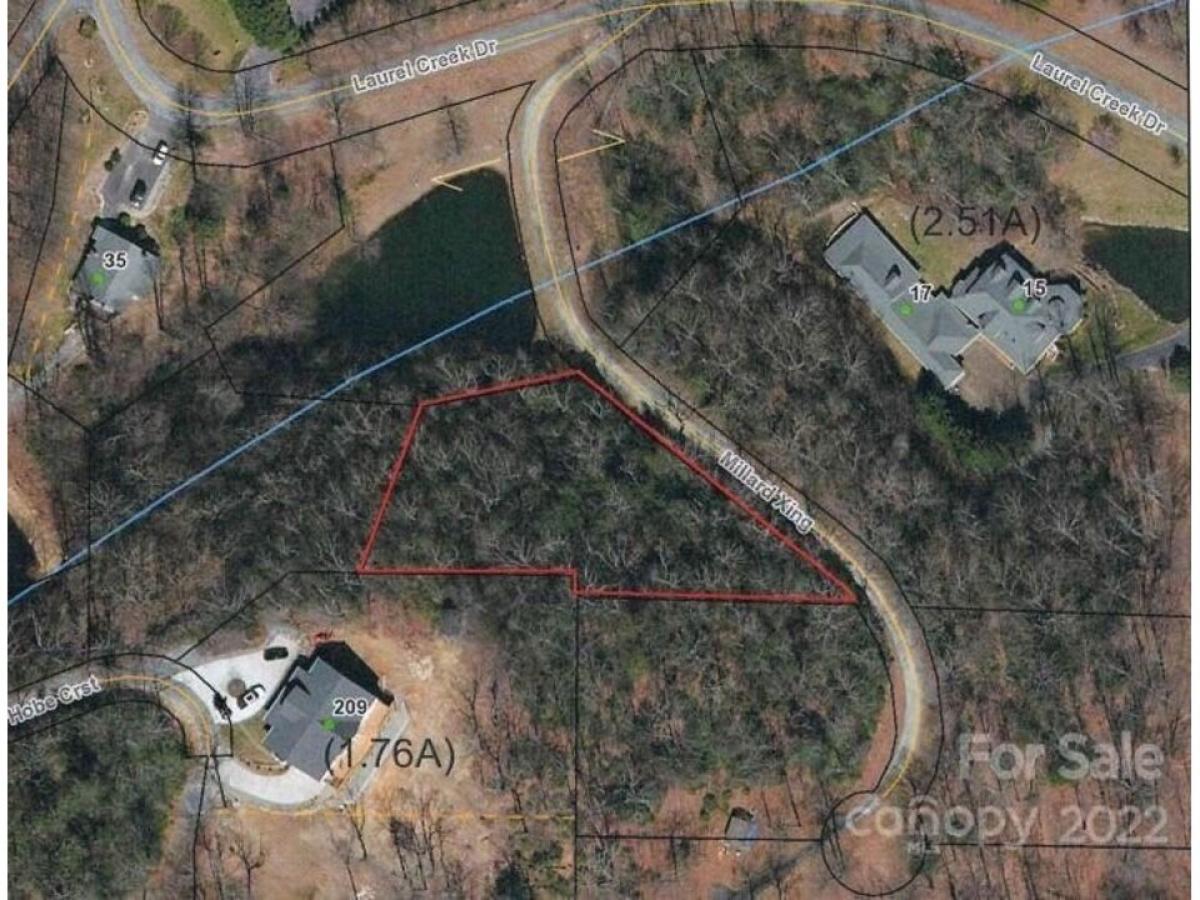 Picture of Residential Land For Sale in Hendersonville, North Carolina, United States