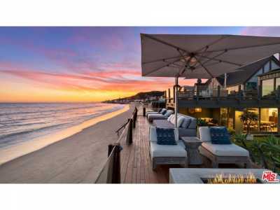 Home For Sale in Malibu, California