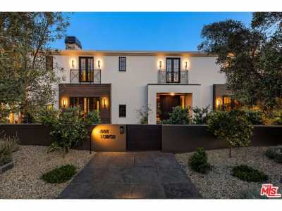 Home For Sale in Pacific Palisades, California