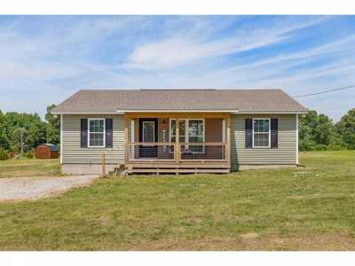 Home For Sale in Henagar, Alabama