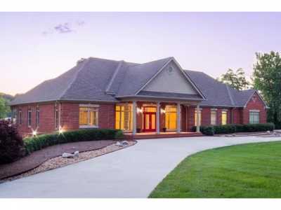 Home For Sale in Harrison, Tennessee