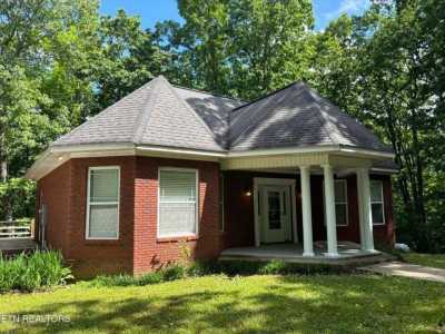 Home For Sale in Pikeville, Tennessee