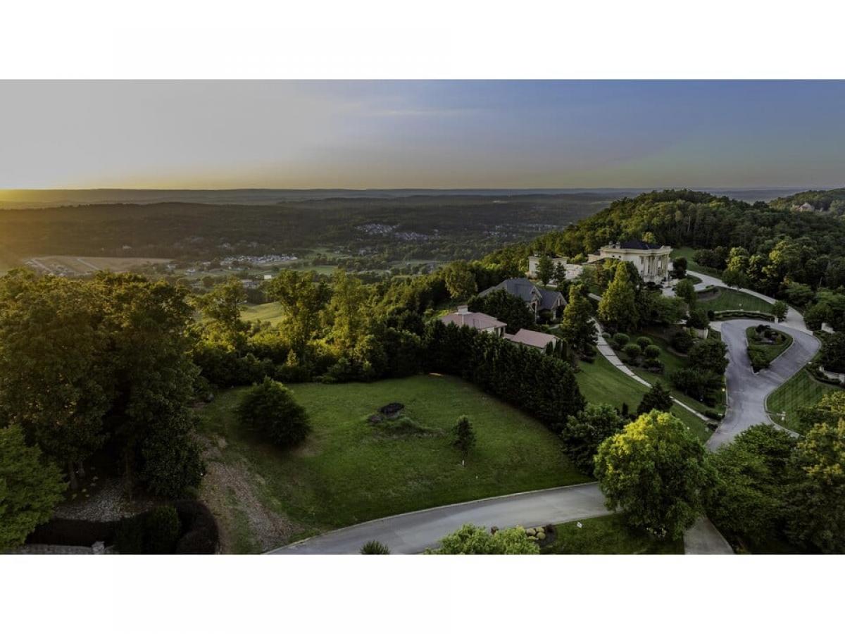 Picture of Residential Land For Sale in Ooltewah, Tennessee, United States