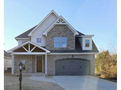 Home For Sale in Ooltewah, Tennessee