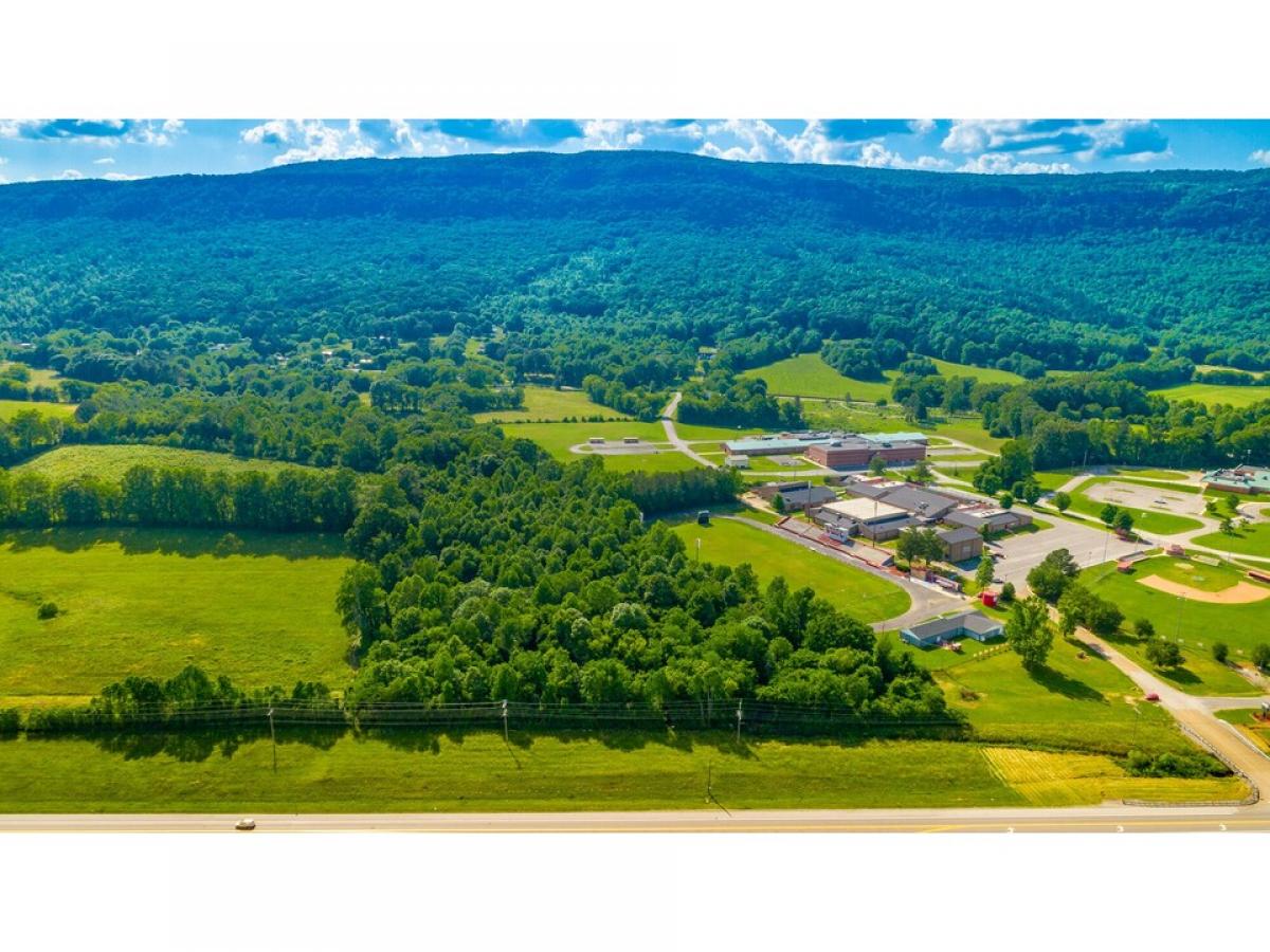 Picture of Residential Land For Sale in Whitwell, Tennessee, United States