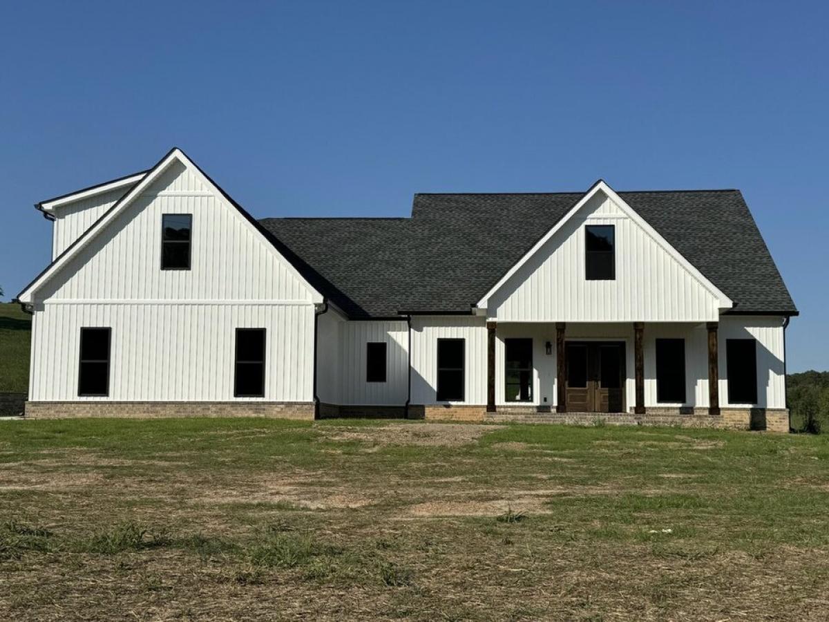 Picture of Home For Sale in Ringgold, Georgia, United States