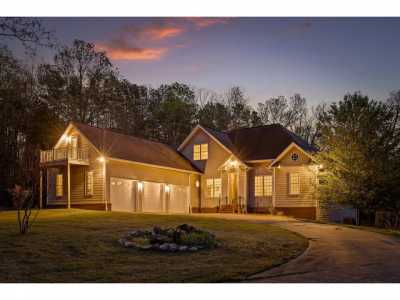 Home For Sale in Harrison, Tennessee