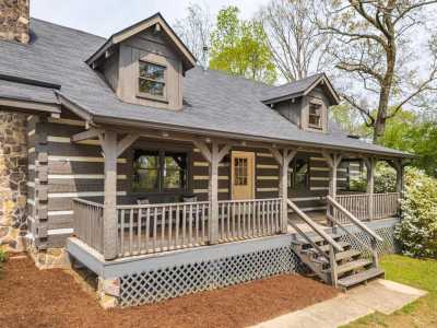 Home For Sale in Harrison, Tennessee