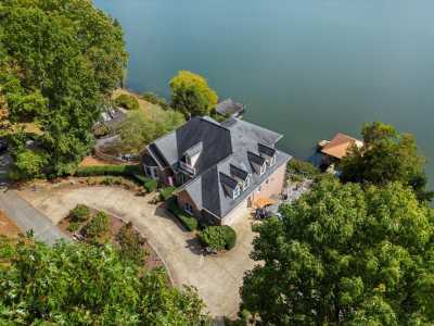 Home For Sale in Soddy Daisy, Tennessee