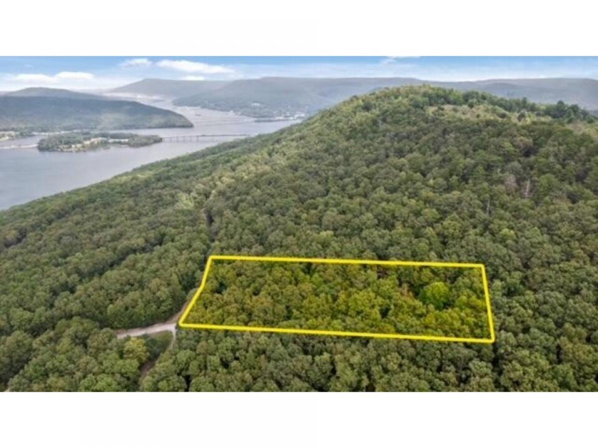 Picture of Residential Land For Sale in South Pittsburg, Tennessee, United States