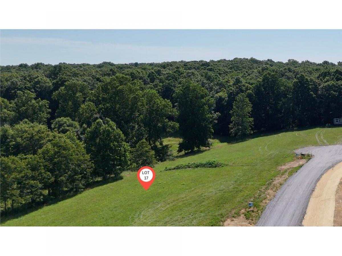 Picture of Residential Land For Sale in Soddy Daisy, Tennessee, United States