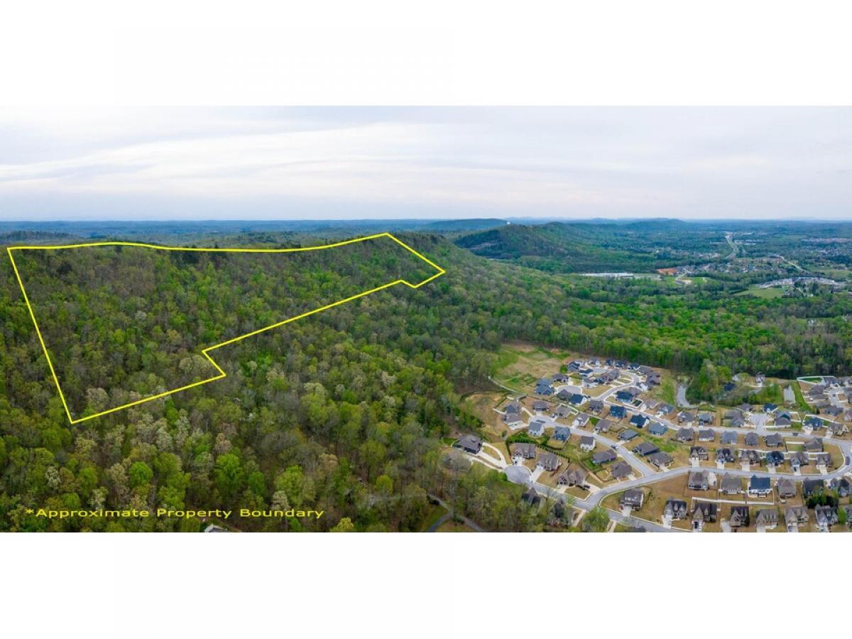 Picture of Residential Land For Sale in Ooltewah, Tennessee, United States