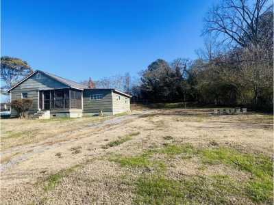 Home For Sale in Lafayette, Georgia