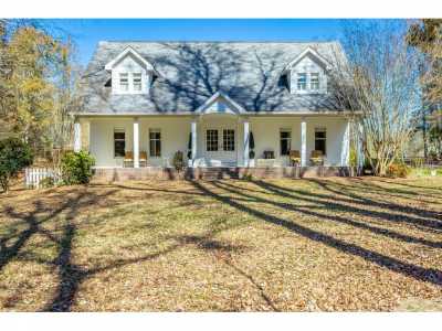 Home For Sale in Mcdonald, Tennessee