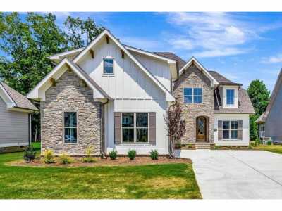 Home For Sale in Ooltewah, Tennessee