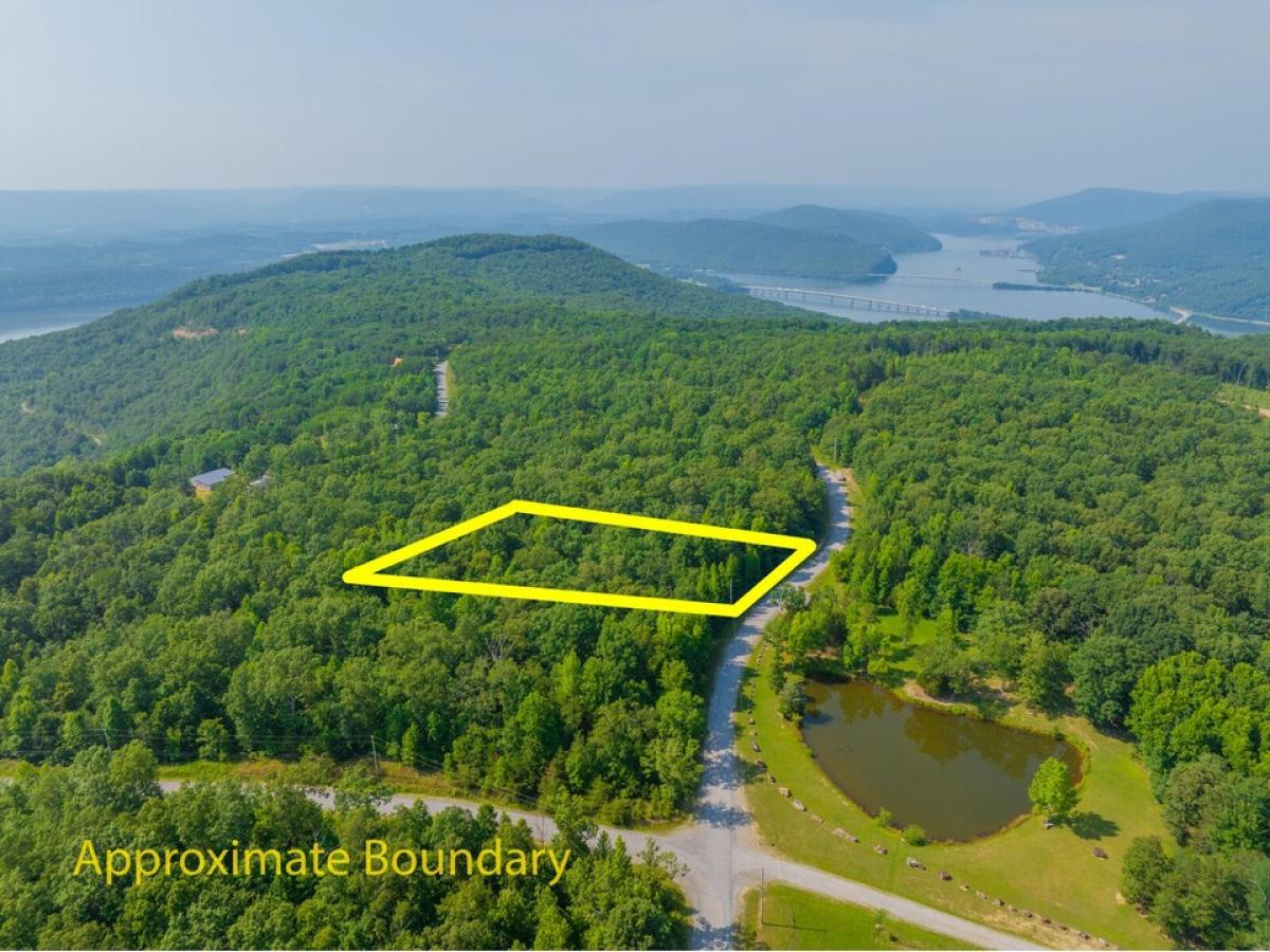 Picture of Residential Land For Sale in South Pittsburg, Tennessee, United States