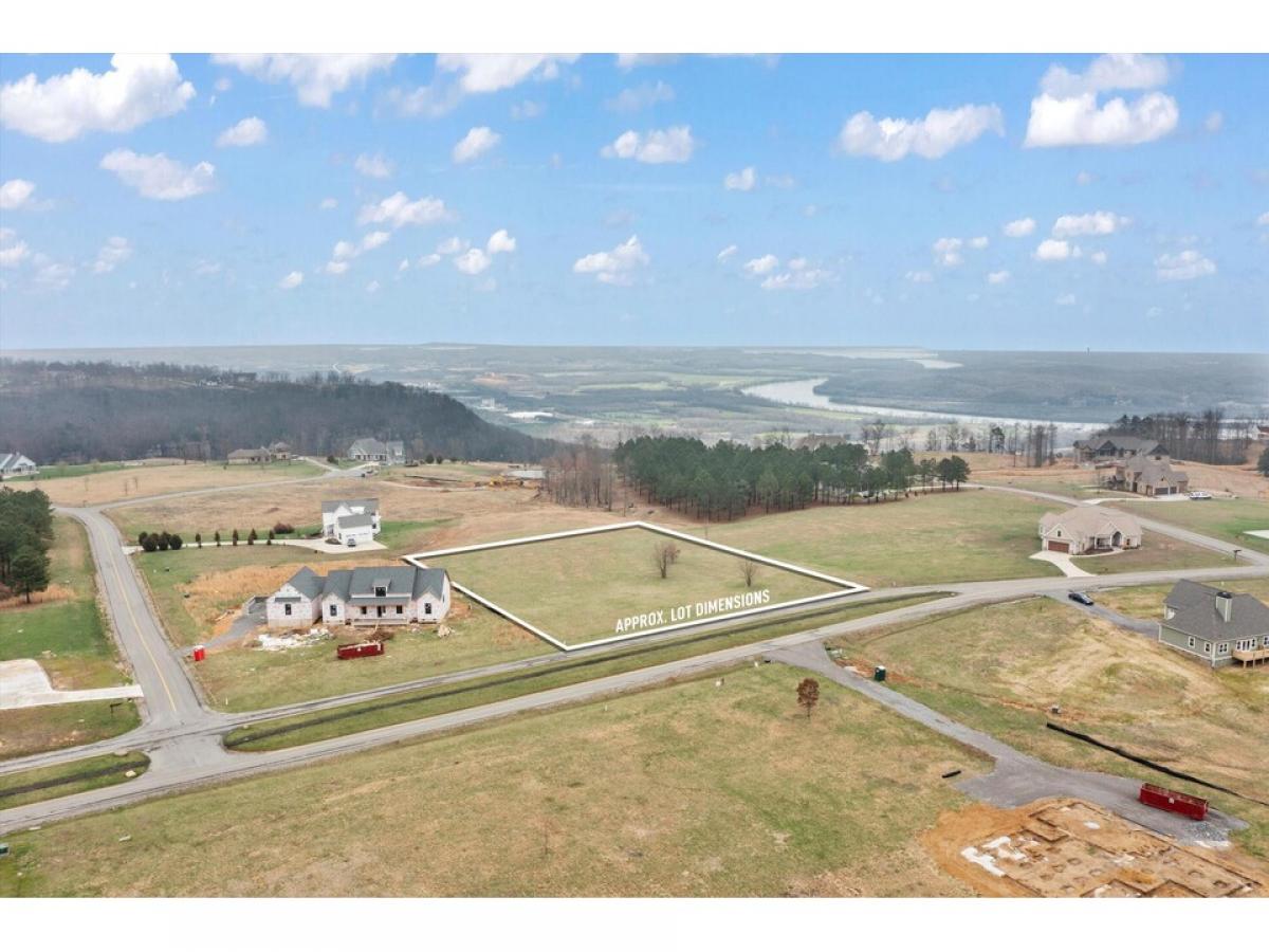 Picture of Residential Land For Sale in Jasper, Tennessee, United States