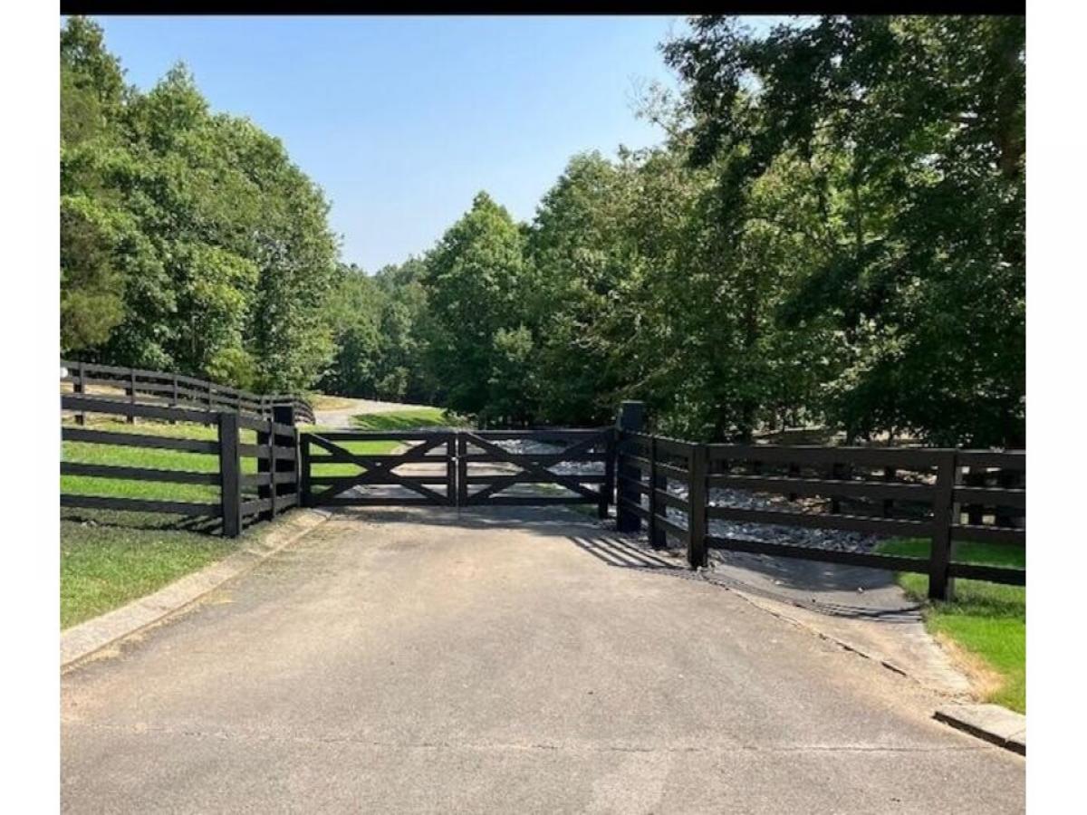 Picture of Residential Land For Sale in Cleveland, Tennessee, United States