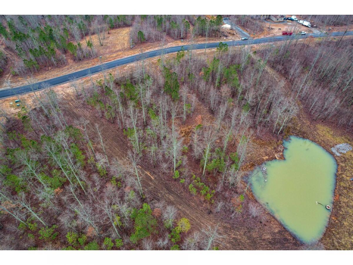 Picture of Residential Land For Sale in Jasper, Tennessee, United States