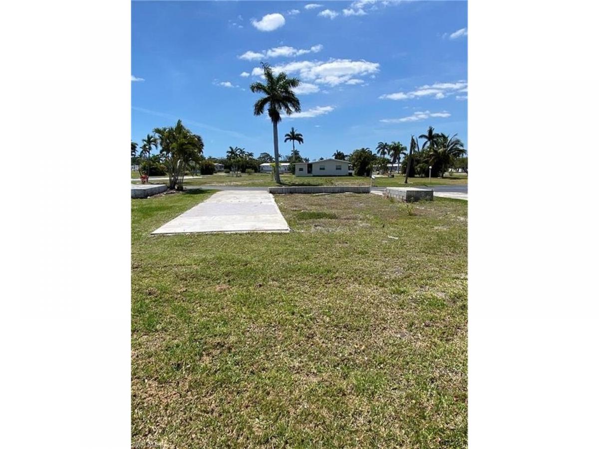 Picture of Residential Land For Sale in Fort Myers, Florida, United States