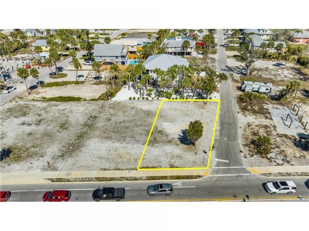 Picture of Residential Land For Sale in Fort Myers Beach, Florida, United States