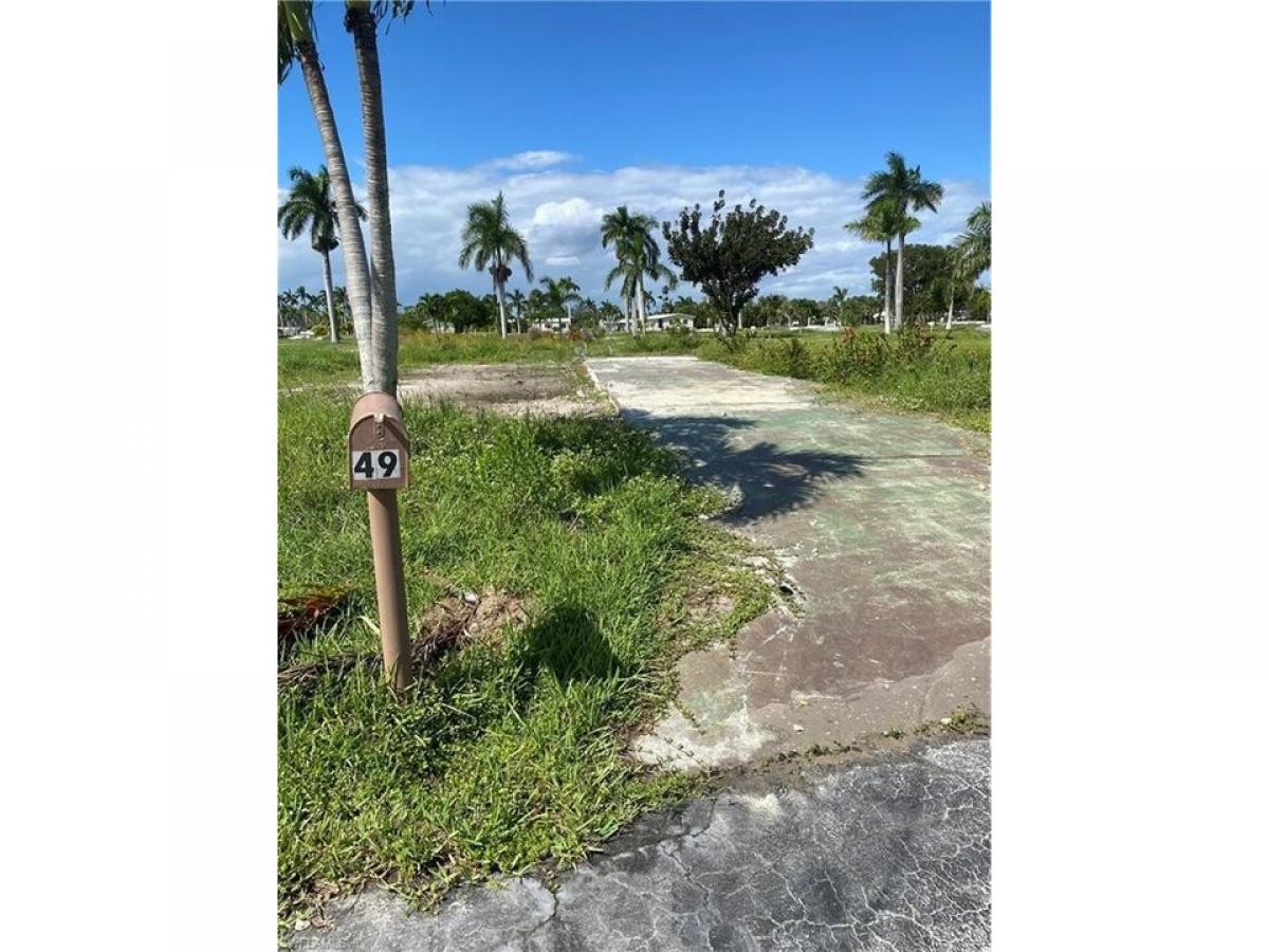 Picture of Residential Land For Sale in Fort Myers, Florida, United States