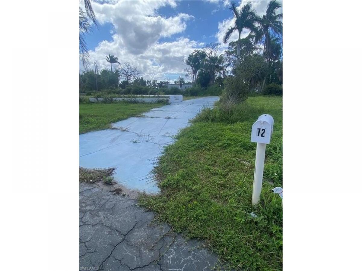 Picture of Residential Land For Sale in Fort Myers, Florida, United States