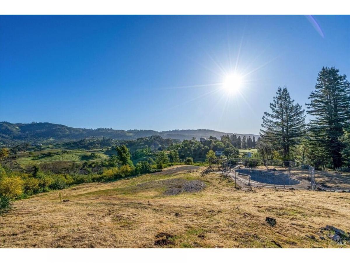 Picture of Residential Land For Sale in Santa Rosa, California, United States