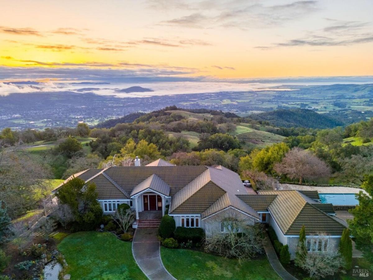 Picture of Home For Sale in Sonoma, California, United States