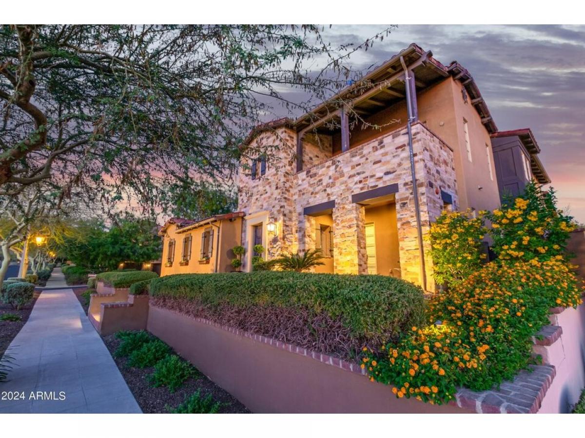 Picture of Home For Sale in Scottsdale, Arizona, United States