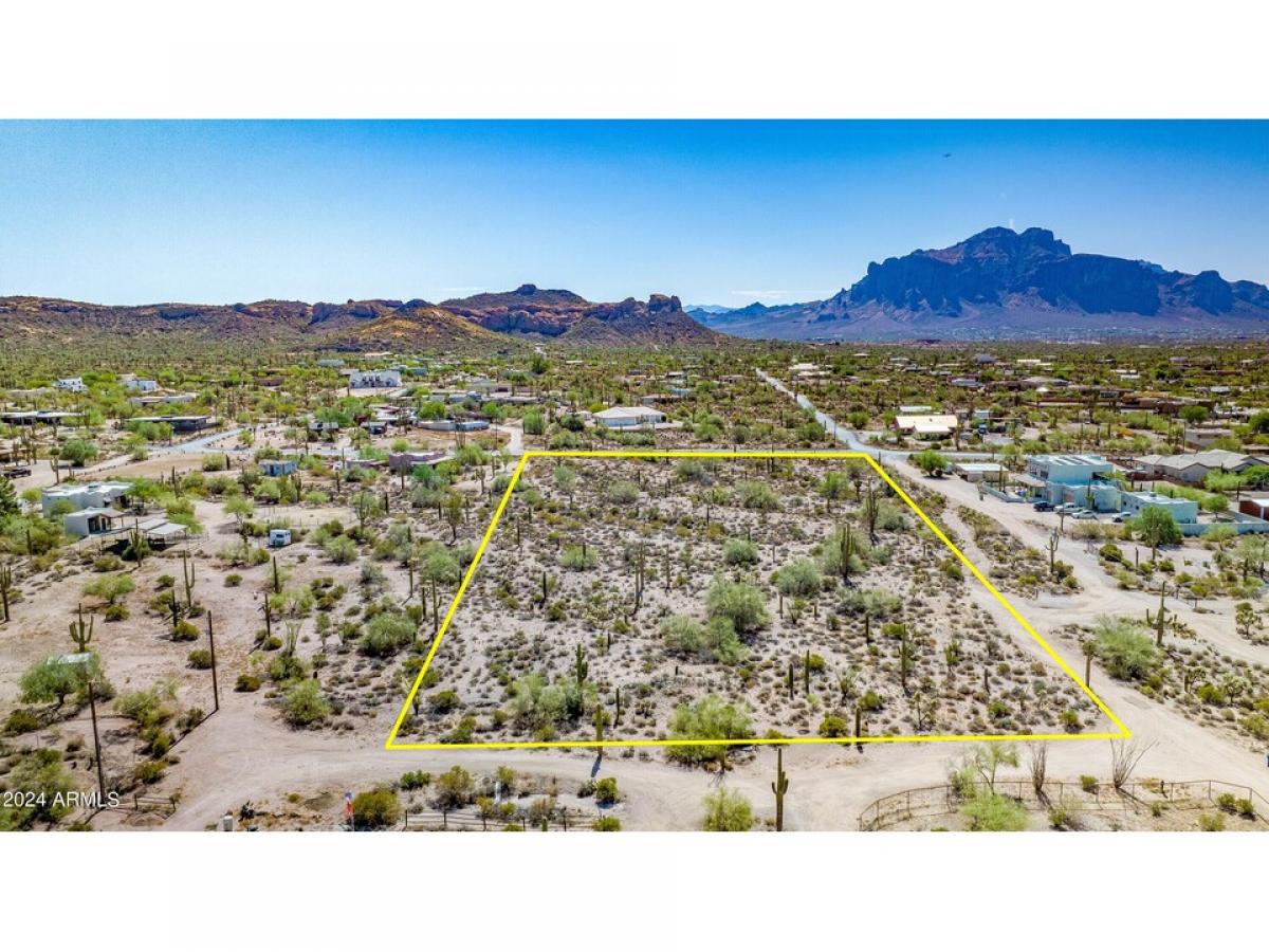 Picture of Residential Land For Sale in Apache Junction, Arizona, United States