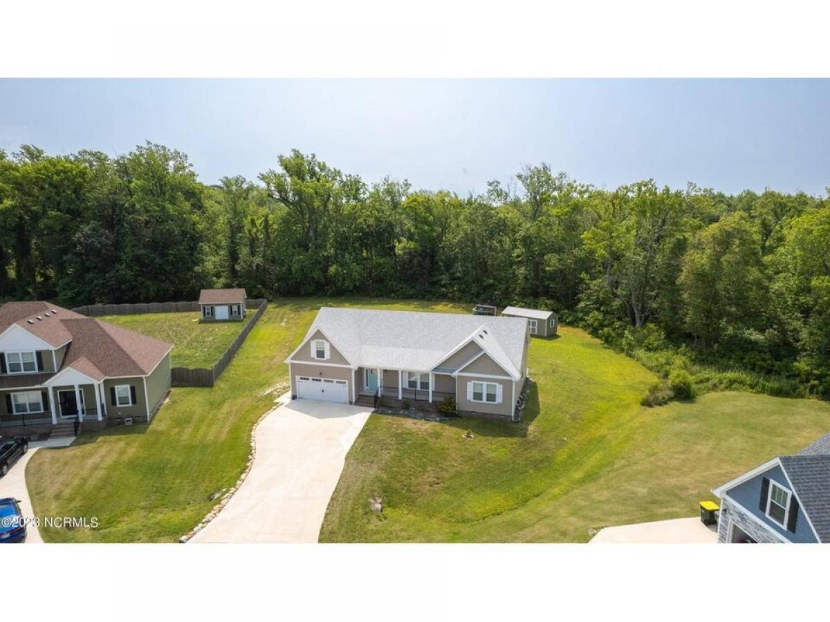 Picture of Home For Sale in Moyock, North Carolina, United States