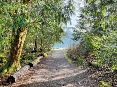 Home For Sale in Honeymoon Bay, Canada