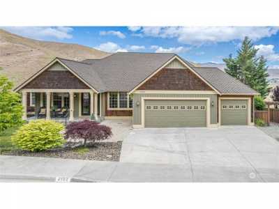 Home For Sale in Wenatchee, Washington