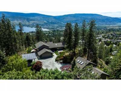 Home For Sale in Penticton, Canada