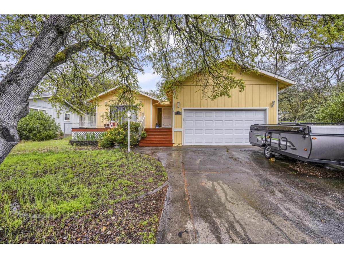 Picture of Home For Sale in Hidden Valley Lake, California, United States