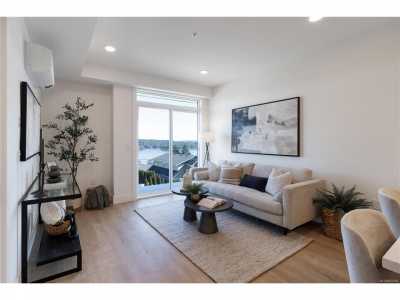 Condo For Sale in Ladysmith, Canada