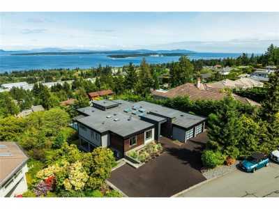 Home For Sale in North Saanich, Canada