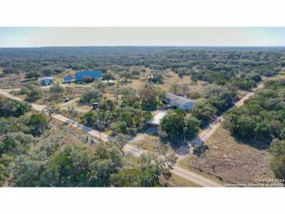 Home For Sale in Hondo, Texas