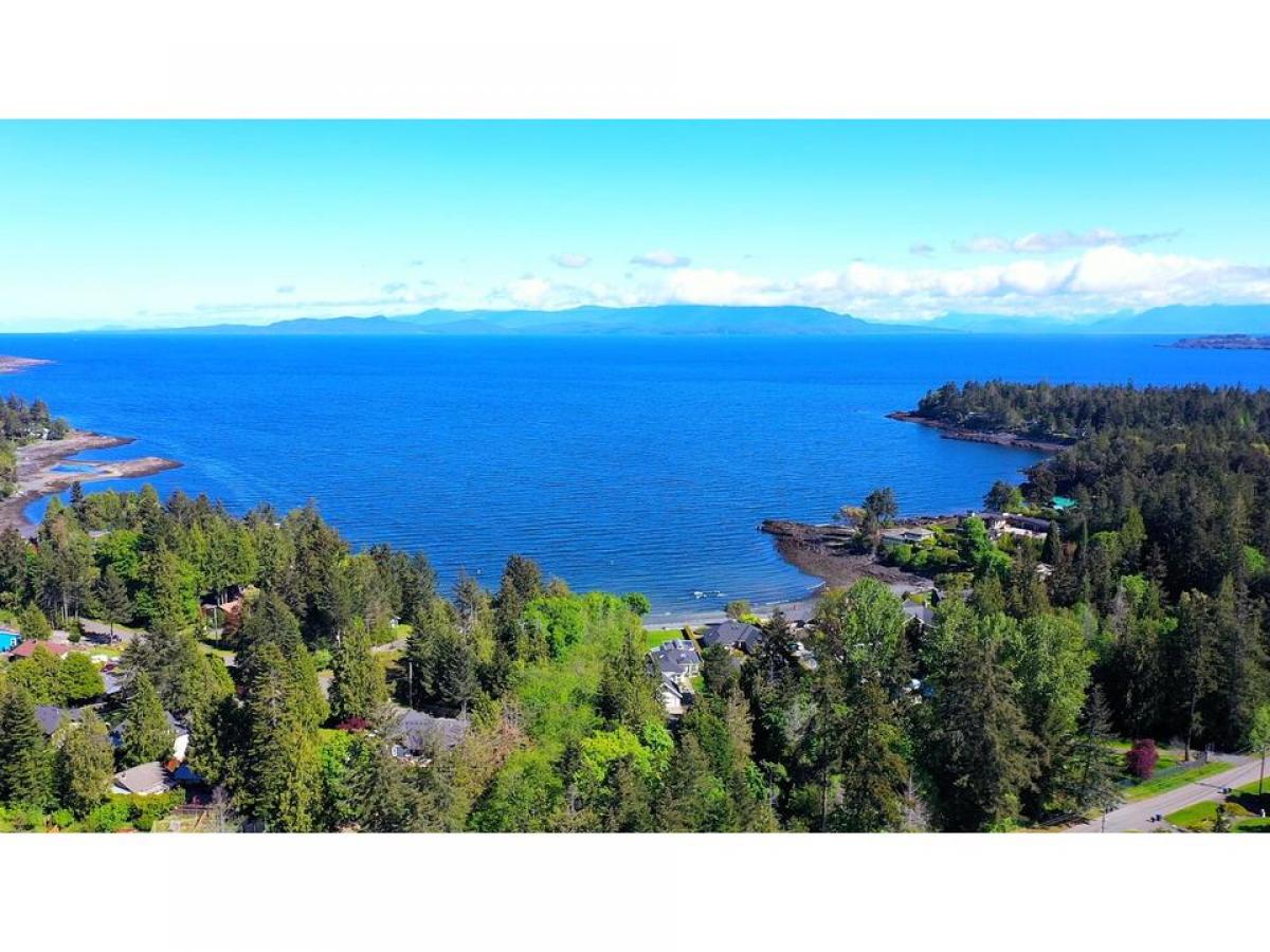 Picture of Residential Land For Sale in Nanoose Bay, British Columbia, Canada