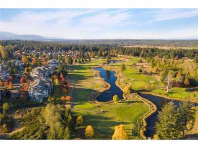 Condo For Sale in Courtenay, Canada