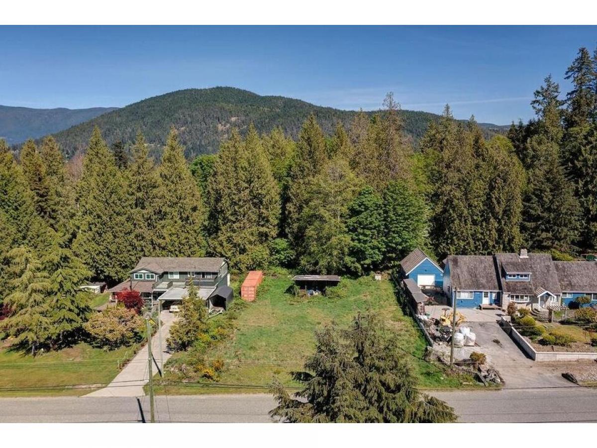 Picture of Residential Land For Sale in Madeira Park, British Columbia, Canada