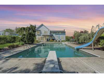 Home For Sale in Parlin, New Jersey