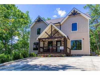 Home For Sale in Pigeon Forge, Tennessee