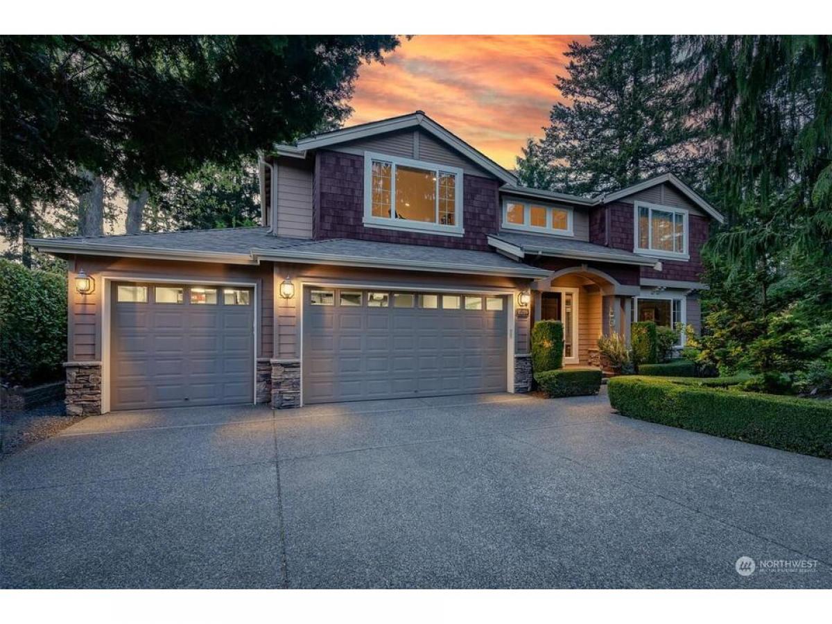 Picture of Home For Sale in Kirkland, Washington, United States