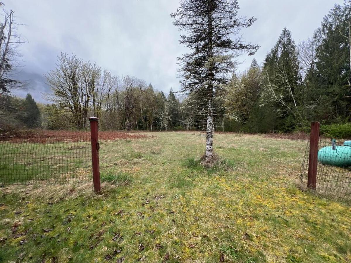 Picture of Home For Sale in Rockport, Washington, United States