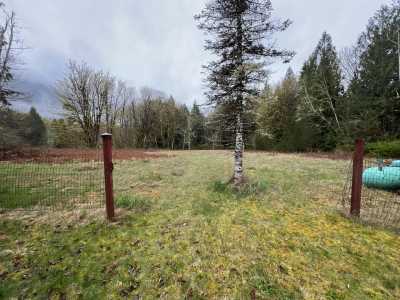 Home For Sale in Rockport, Washington